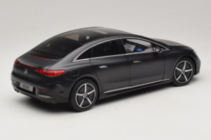 Mercedes EQE V295 Graphite Grey Magno NZG 1:18 B66961108 Metal — zdjęcie 5 z 8