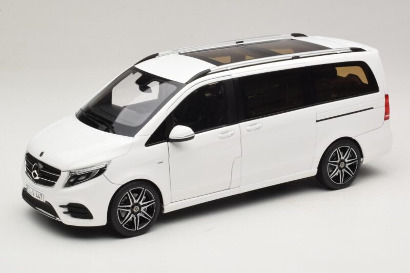 Mercedes V-Class W447 AMG Line Biały Norev 1:18 183876 Metal