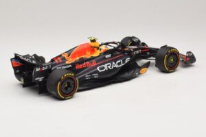 Oracle Red Bull Racing RB19 S. Perez Abu Dhabi GP 2023 Minichamps 1:18 110232311 Żywica — zdjęcie 2 z 7