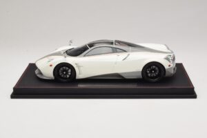 Pagani Huayra Luminous Green AB 1:18 REMC041 Żywica