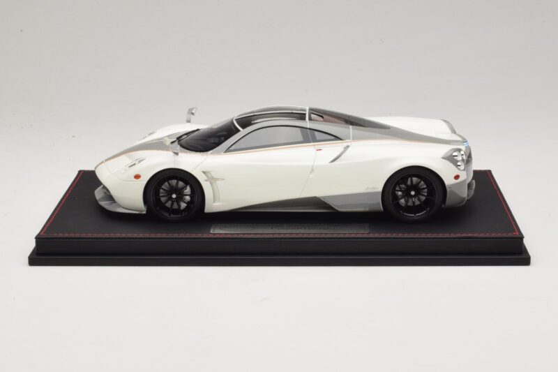 Pagani Huayra Luminous Green AB 1:18 REMC041 Żywica
