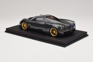 Pagani Huayra Starry Night Sky AB 1:18 REMC039 Żywica — zdjęcie 5 z 7