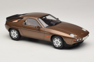 Porsche 928 S Tobacco Metallic GT Spirit 1:18 GT1005 Żywica — zdjęcie 4 z 6