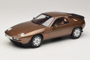 Porsche 928 S Tobacco Metallic GT Spirit 1:18 Porsche 928 S Tobacco Metallic GT Spirit 1:18 GT1005 Żywica