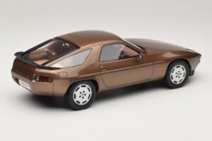Porsche 928 S Tobacco Metallic GT Spirit 1:18 GT1005 Żywica — zdjęcie 2 z 6