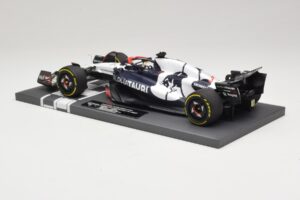 Scuderia AlphaTauri AT04 D. Ricciardo Hungarian GP 2023 Minichamps 1:18 117231203 Żywica — zdjęcie 5 z 7