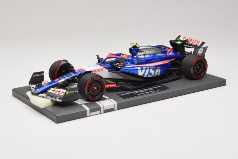 Visa Cash App RB VCARB 01 Y. Tsunoda 2024 Minichamps 1:18 117240122 Żywica