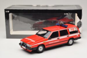 Volvo 740 GL Kombi Brandweer Grobbendonk Minichamps 1:18 155171795 Metal — zdjęcie 6 z 6