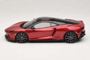 McLaren GTS Czerwony GT Spirit 1:18 GT971 Żywica — zdjęcie 3 z 6