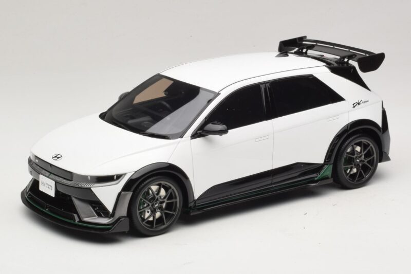 Hyundai Ioniq 5 N DK Edition Atlas White Matt Otto 1:18 OT1227 Żywica