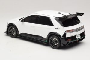 Hyundai Ioniq 5 N DK Edition Atlas White Matt Otto 1:18 OT1227 Żywica — zdjęcie 5 z 6
