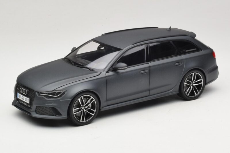 Audi RS6 C7 Avant Daytona Grey Minichamps 1:18 5011216225 Metal