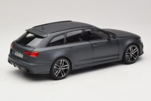 Audi RS6 C7 Avant Daytona Grey Minichamps 1:18 5011216225 Metal — zdjęcie 2 z 8