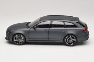 Audi RS6 C7 Avant Daytona Grey Minichamps 1:18 5011216225 Metal — zdjęcie 4 z 8