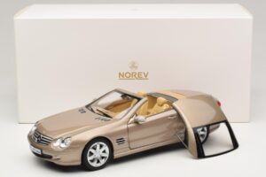 Mercedes SL500 R230 Travertine Beige Norev 1:18 183843 Metal — zdjęcie 9 z 9