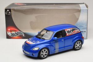 Chrysler PT Cruiser Dostawczy Niebieski Hot Wheels 1:18 29616 Metal — zdjęcie 7 z 7