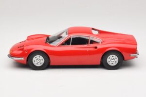 Ferrari Dino 246 GT Czerwony MCG 1:18 MCG18359 Metal — zdjęcie 3 z 6