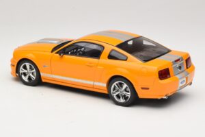Ford Mustang GT S197 Grabber Orange Metallic AUTOart 1:18 73117-A1 Metal — zdjęcie 7 z 8