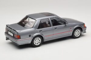 Ford Orion Mk2 RS Package Szary MCG 1:18 MCG18489 Metal — zdjęcie 2 z 6