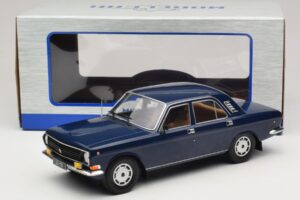 GAZ Volga GAZ-24-10 Ciemnoniebieski MCG 1:18 MCG18014 Metal — zdjęcie 6 z 6