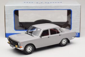 GAZ Volga GAZ-24-10 Szary MCG 1:18 MCG18016 Metal — zdjęcie 6 z 6