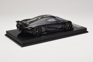 Koenigsegg Regera Czarny Pakiet Carbon Beżowe Wnętrze FrontiArt 1:18 REMC042 Żywica — zdjęcie 2 z 7