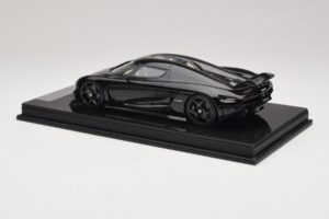 Koenigsegg Regera Czarny Pakiet Carbon Beżowe Wnętrze FrontiArt 1:18 REMC042 Żywica — zdjęcie 5 z 7