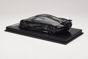 Koenigsegg Regera Czarny Pakiet Carbon FrontiArt 1:18 F079-179 Żywica — zdjęcie 5 z 7