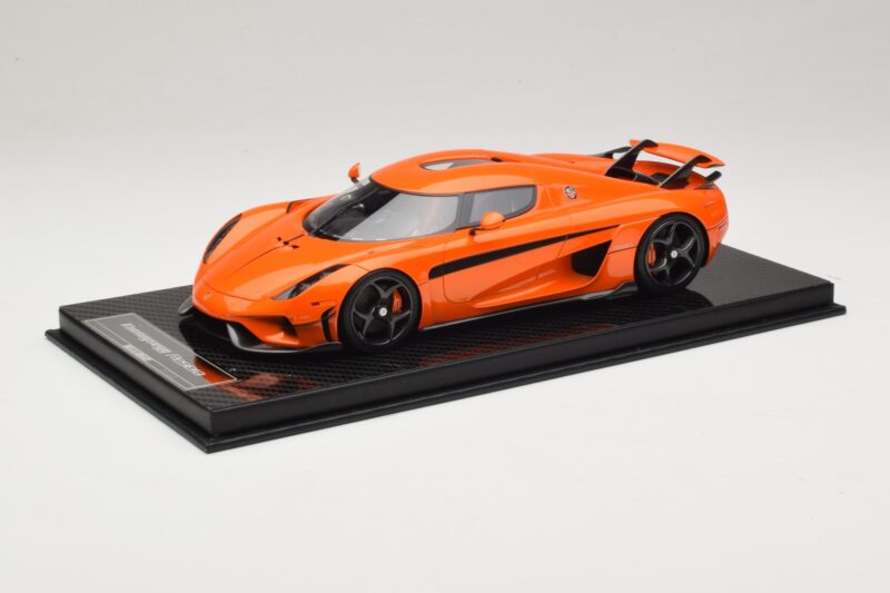 Koenigsegg Regera Pomarańczowy Pakiet Carbon FrontiArt 1:18 F071-153 Żywica
