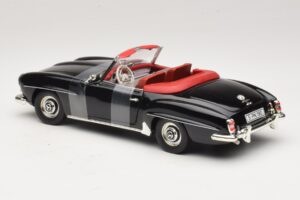 Mercedes 190 SL W121 Roadster Czarny ERTL 1:18 7464 Metal — zdjęcie 5 z 6