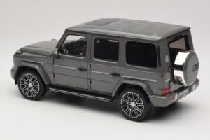 Mercedes G-Class W465 Classic Grey Norev 1:18 183035 Metal — zdjęcie 5 z 6