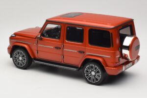 Mercedes G-Class W465 Copper Orange Matt Norev 1:18 183033 Metal — zdjęcie 5 z 6