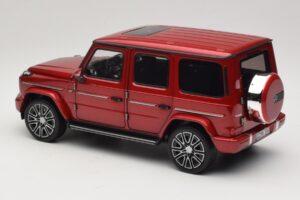 Mercedes G-Class W465 Hyacinth Red Norev 1:18 183037 Metal — zdjęcie 5 z 6