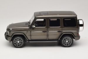 Mercedes G-Class W465 Indium Grey Norev 1:18 183036 Metal — zdjęcie 3 z 6