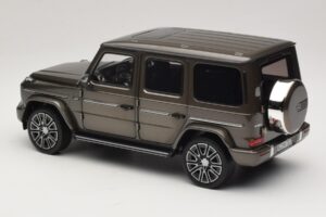Mercedes G-Class W465 Indium Grey Norev 1:18 183036 Metal — zdjęcie 5 z 6