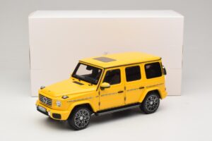 Mercedes G-Class W465 Sun Yellow Norev 1:18 183038 Metal — zdjęcie 6 z 6