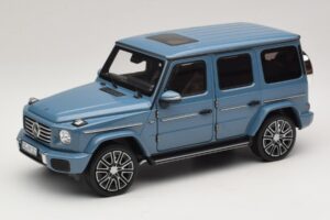 Mercedes G-Class W465 Vintage Blue Norev 1:18 183034 Metal
