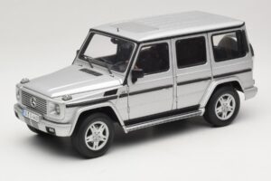 Mercedes G500 W463 LWB Edycja Dealerska Srebrny AUTOart 1:18 B66962142 Metal