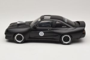 Opel Manta B Custom Czarny Mat Kenwood MCG 1:18 MCG18095 Metal — zdjęcie 3 z 6