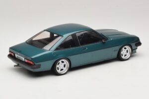 Opel Manta B Zielony Metalik Felgi Custom MCG 1:18 MCG18313MCW Metal — zdjęcie 2 z 6