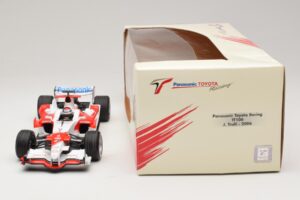 Panasonic Toyota Racing TF106 #11 J. Trulli 2006 Minichamps 1:18 AM59558L Metal — zdjęcie 6 z 7