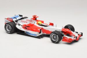 Panasonic Toyota Racing TF106 #12 R. Schumacher 2006 Minichamps 1:18 AM59557K Metal — zdjęcie 4 z 7