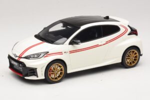 Toyota GR Yaris TGR Italy Edycja Limitowana Pure White Otto 1:18 Toyota GR Yaris TGR Italy Edycja Limitowana Pure White Otto 1:18 OT1183 Żywica