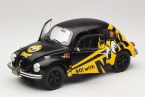 Volkswagen Beetle 1303 Go with Moon Solido 1:18 S1800519 Metal — zdjęcie 2 z 8