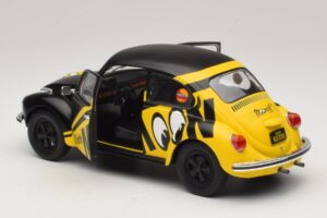 Volkswagen Beetle 1303 Go with Moon Solido 1:18 S1800519 Metal — zdjęcie 5 z 8