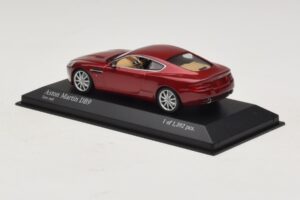 Aston Martin DB9 Czerwony Metalik Minichamps 1:43 400137340 Metal — zdjęcie 3 z 4