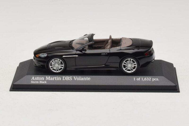 Aston Martin DBS Volante Czarny Metalik Minichamps 1:43 400137930 Metal