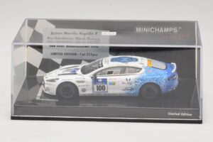 Aston Martin Rapide S #100 Bez / Schubauer 24 Hours of Nurburgring 2013 Minichamps 1:43 437131300 Metal — zdjęcie 4 z 5