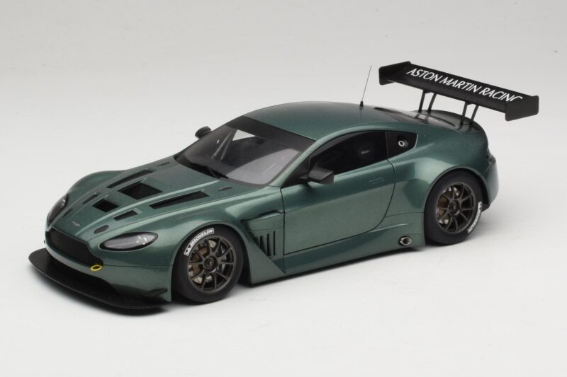 Aston Martin V12 Vantage GT3 Zielony AUTOart 1:18 81306 Metal