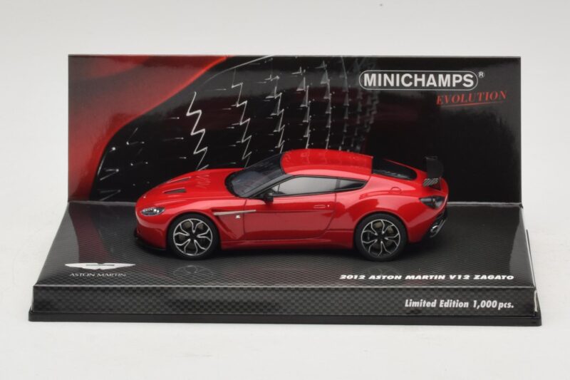 Aston Martin V12 Zagato Czerwony Minichamps 1:43 437137220 Metal